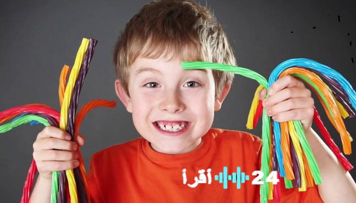 «مخاطر الألوان الصناعية في الأطعمة وتأثيرها على صحة الأطفال»