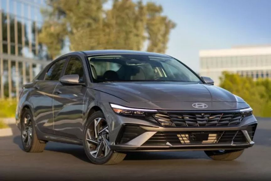 جي بي أوتو تستدعي سيارات هيونداي إلنترا موديل CN7 بسبب خلل تصنيع