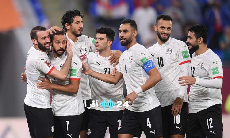 «وفاء وعرفان» قميص أحمد رفعت يضيء غرفة منتخب مصر في كأس العرب