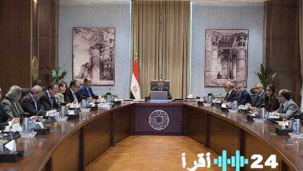 رئيس الوزراء يوجه بتطوير شركات الغزل والنسيج ورفع الإنتاج إلى 133 ألف طن