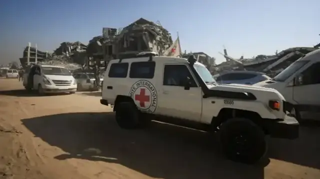 «الصراع يكشف عن كلفة بشرية باهظة» الصليب الأحمر يُجلي رفات أسير إسرائيلي من قطاع غزة