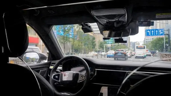 «ثورة قادمة:» الروبوتاكسي الصيني يشق طريقه في شوارع الخليج.. وبكين ترسم خريطة مستقبل النقل ذاتي القيادة بالشرق الأوسط