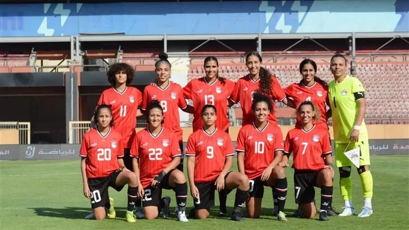 «مفاجأة في اللحظات الأخيرة» تغيير موعد المواجهة الحاسمة بين الفراعنة وأسود الأطلس