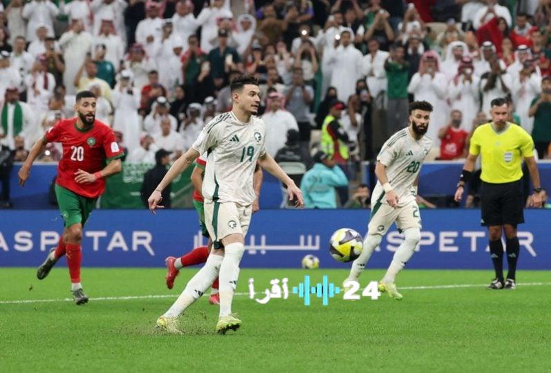 مدرب السعودية يكشف تفاصيل حديثه القوي مع الحمدان بعد إهدار ضربة جزاء في مواجهة المغرب