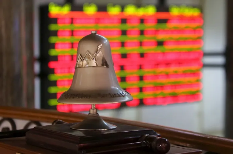 «نبض الأسواق: تحليل معمق لمستقبل الاستثمار» الجمعة 9 يناير 2026: مصر تلامس آمال التعافي بتقلبات محلية، والعالم يترقب إشارات استراتيجية لمرحلة قادمة