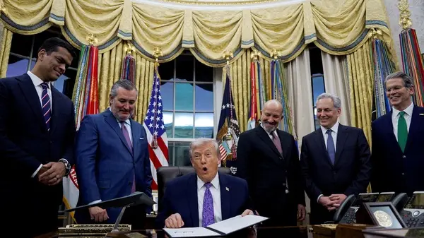 «ترامب يواجه تحديات جديدة في سعيه لعرقلة قوانين الذكاء الاصطناعي بالولايات»