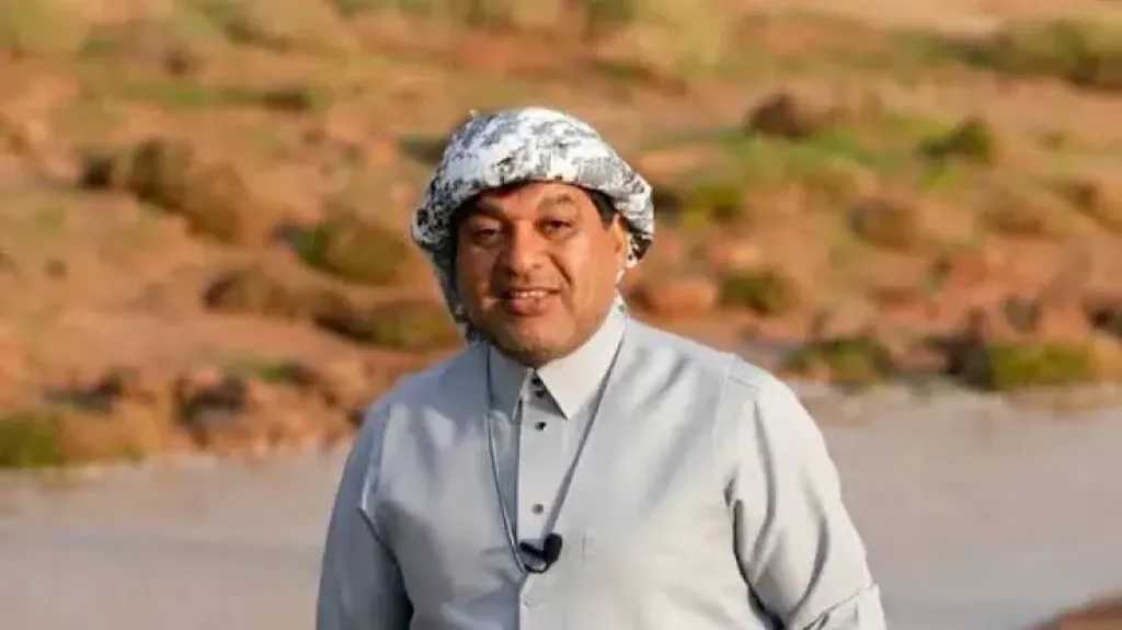 خالد الزعاق يوثق لحظات مدهشة لجريان السيول في 2025 بفيديو مثير من موقع الحدث