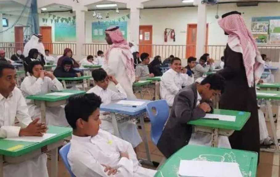 تحويل الدراسة إلى نظام التعلم عن بعد في المنطقة الشرقية اليوم بسبب الأمطار الغزيرة