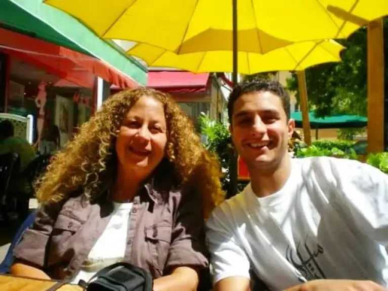 أحمد الفيشاوي يتحدث عن رحيل سمية الألفي ويكشف أسباب غيابه عن وداعها الأخير