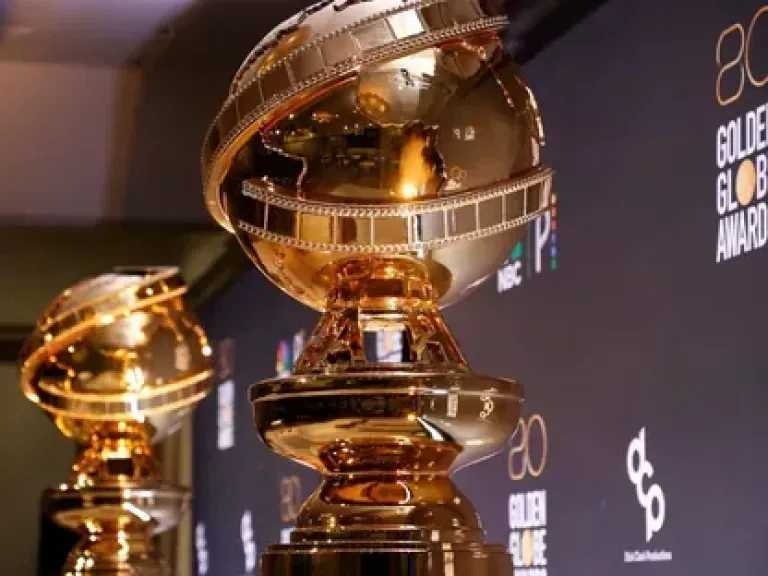 سقطات الموضة المدوية نجمات جولدن جلوب على السجادة الحمراء