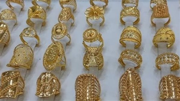 انخفاض أسعار الذهب في مستهل التداولات المسائية