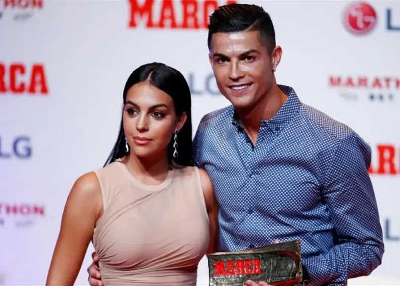 رونالدو وجورجينا يخطوان نحو عش الزوجية بكلمة واحدة تقلب الموازين