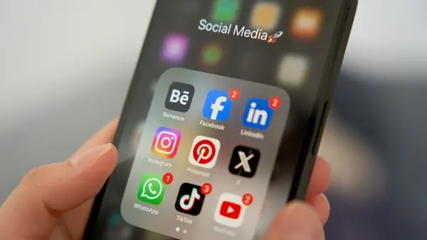 «تزايد ملحوظ في عدد مستخدمي مواقع التواصل الاجتماعي عالميًا منذ عام 2017»