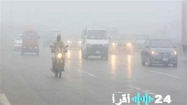 إرشادات مرورية لضمان القيادة الآمنة في ظروف الأمطار والشبورة المائية