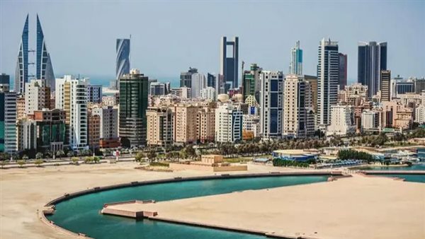 «قفزة نفطية» ارتفاع منتجات المصافي العمانية يعزز الاقتصاد الوطني بنسبة 10.9% في أكتوبر