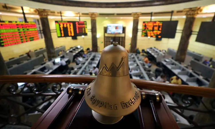 «استشراف آفاق السوق: العقارات والبنوك في مقدمة الصعود وسط جني الأرباح في قطاع التكنولوجيا»