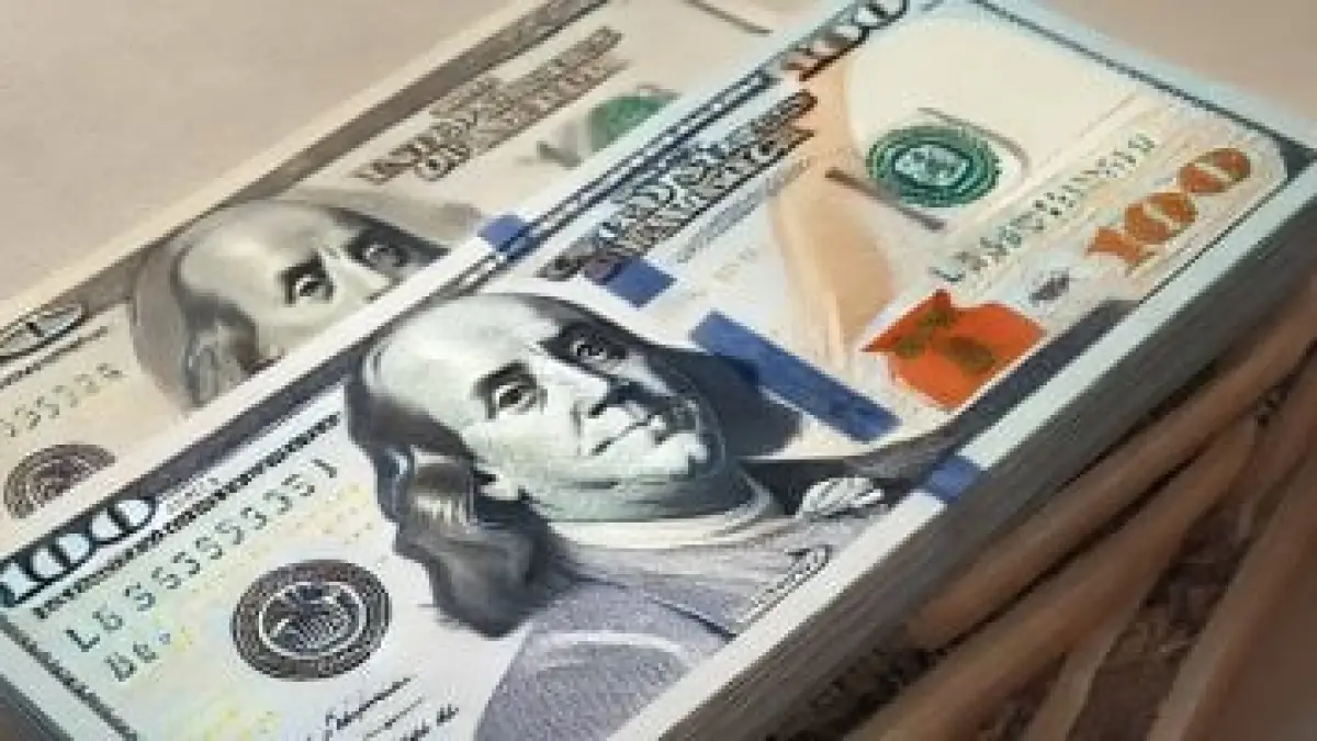 ترقب حذر سعر الدولار يشهد تحركات مفاجئة بالبنوك المصرية قبيل انطلاق الجلسة