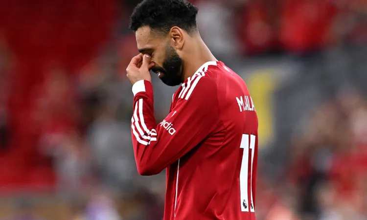 تحركات اتحاد جدة نحو ضم محمد صلاح لتعزيز صفوفه