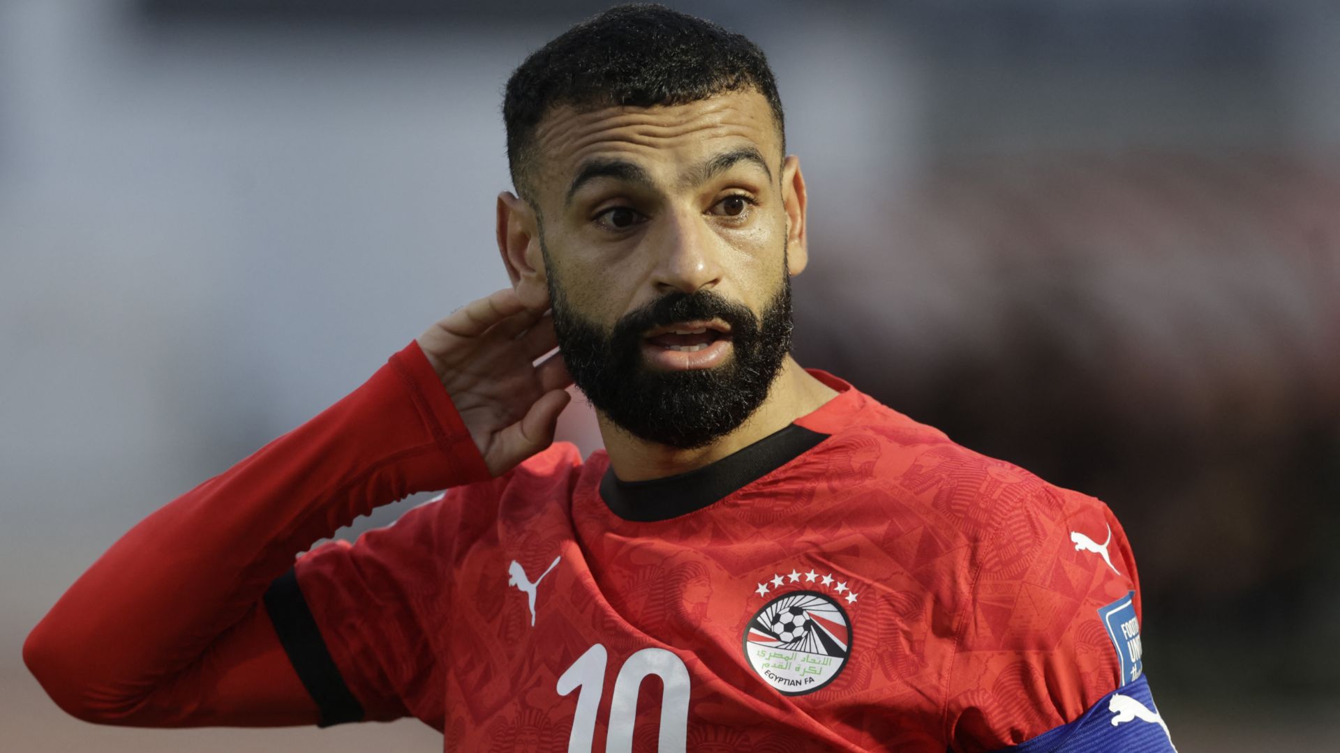 رد مدرب منتخب مصر على أزمة محمد صلاح وسط شائعات انتقاله من ليفربول خلال كأس الأمم الأفريقية