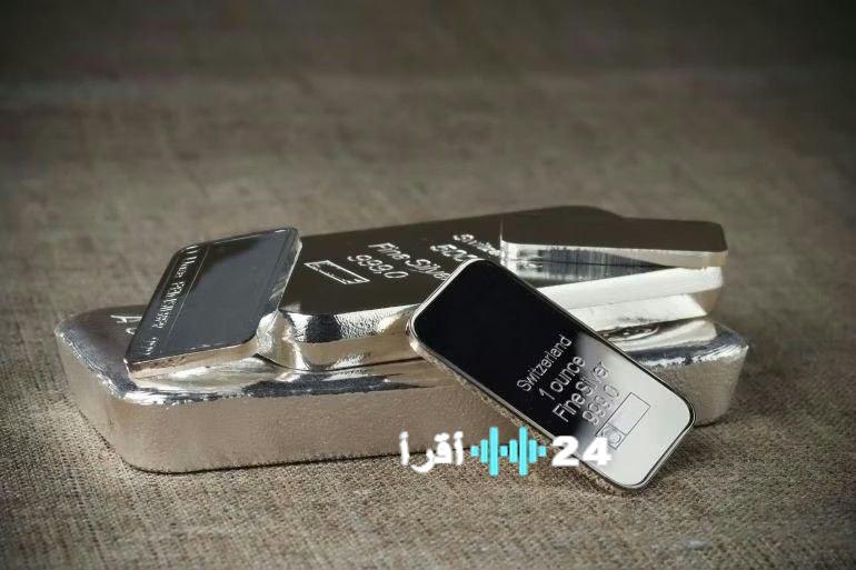 «صدمة إيجابية تضرب الأسواق» الفضة تقفز لمستويات غير مسبوقة وتتجاوز 71 دولاراً للمرة الأولى بتاريخها