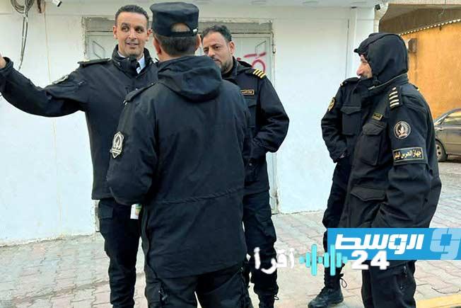 «الحزم يضرب سوق الصرافة» الحرس البلدي يُغلق 160 مكتبًا غير مرخص بطرابلس