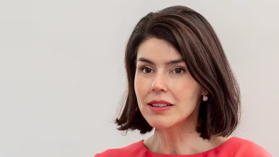 فاليري غلاتيني توضح مصير تعيينات المعلمين في بلجيكا