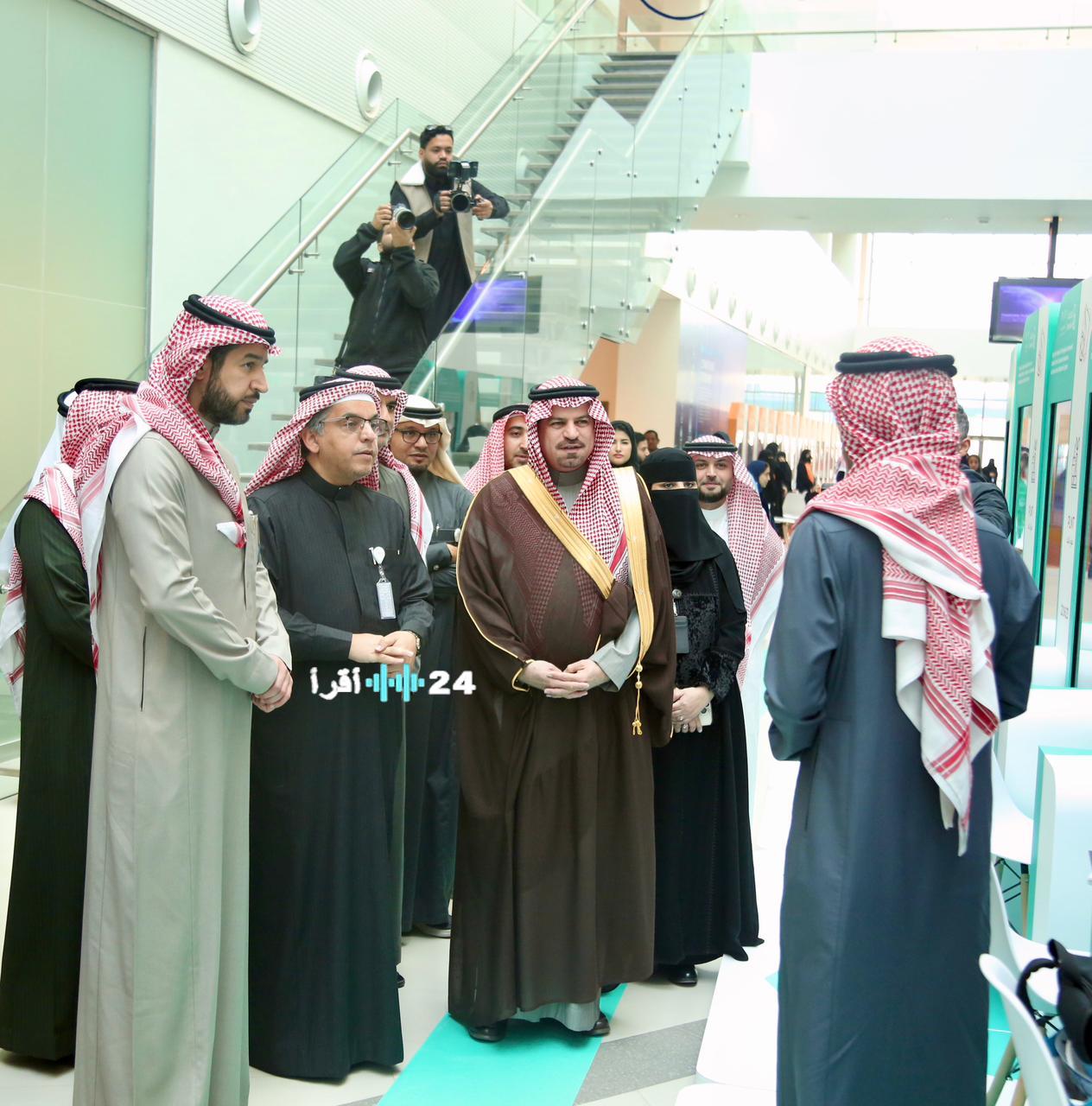 مدير تعليم الرياض يتفقد “إبداع 2026” ويُشيد بابتكارات الطلبة الواعدة