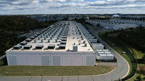 «طاقة نفاثة على الأرض» مراكز البيانات تستعين بمحركات الطائرات كحل ثوري للهروب من فخ تأخيرات شبكات الكهرباء