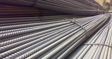 سعر الحديد في مصر اليوم 8 ديسمبر 2025 لتسليم المصانع