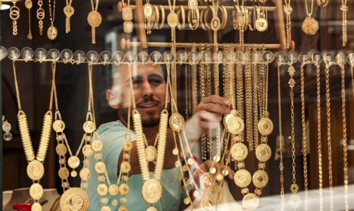 تراجع سعر الذهب في مصر 10 جنيهات خلال منتصف تعاملات السبت 6 ديسمبر 2025