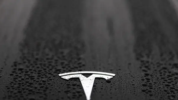 «سباق المستقبل».. الصين تهدد حلم إيلون ماسك وتوشك على انتزاع صدارة صناعة الروبوتات البشرية