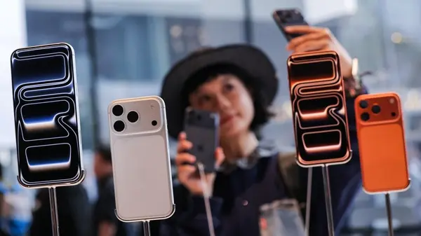 «تحت مجهر السوق: هل تعرقل أزمة الرقائق خطط أبل لآيفون الجيل القادم؟». شبح 2 نانومتر يطارد أبل: نقص حاد في الإنتاج يهدد إطلاق آيفون المقبل