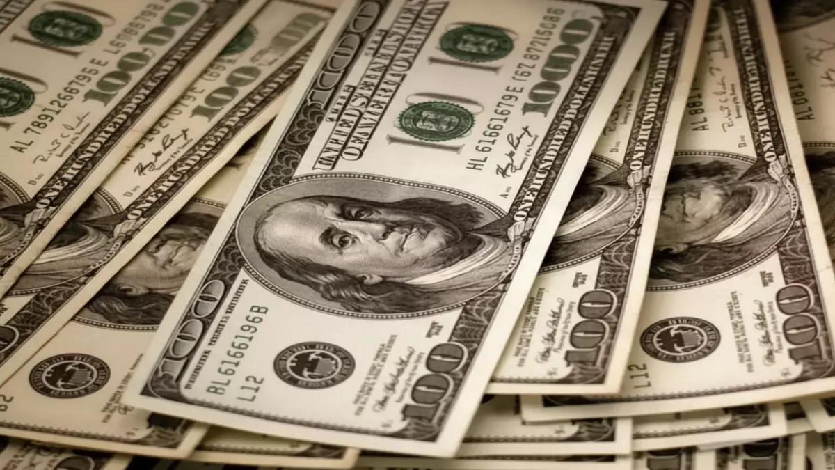 الدولار يستقر عند 47.53 جنيه وسط تساؤلات حول فرص الاستثمار والقلق من التغييرات المقبلة