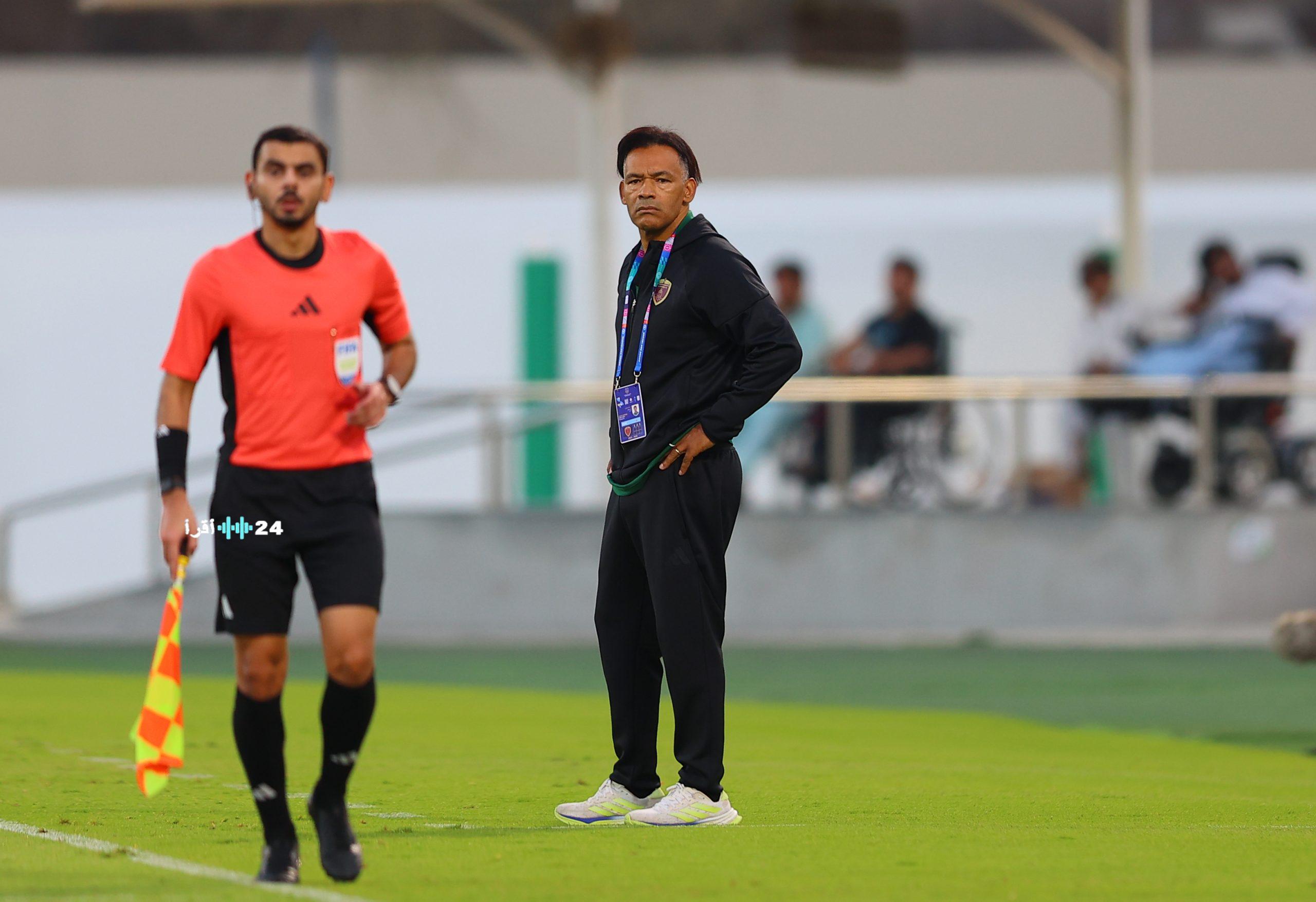 مدرب الوحدة يشيد بأداء خورفكان ويؤكد استحقاقهم التأهل