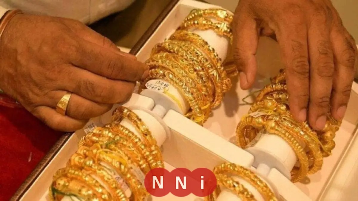 «تحولات مفاجئة تسيطر على بورصة الذهب» المعدن الأصفر يتكبد خسائر في منتصف تداولات الخميس 4 ديسمبر 2025