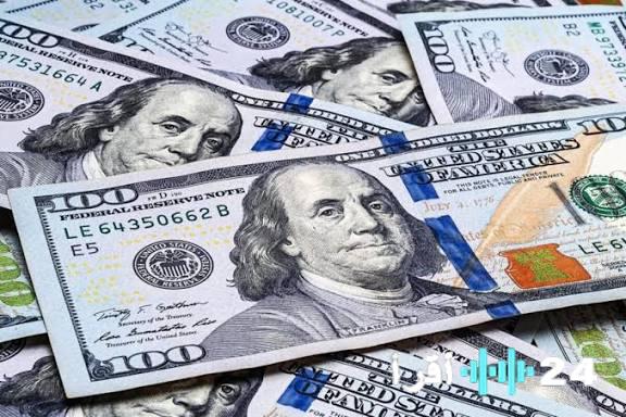 «استقرار أسعار الدولار في البنوك مع بدء عطلة نهاية الأسبوع»