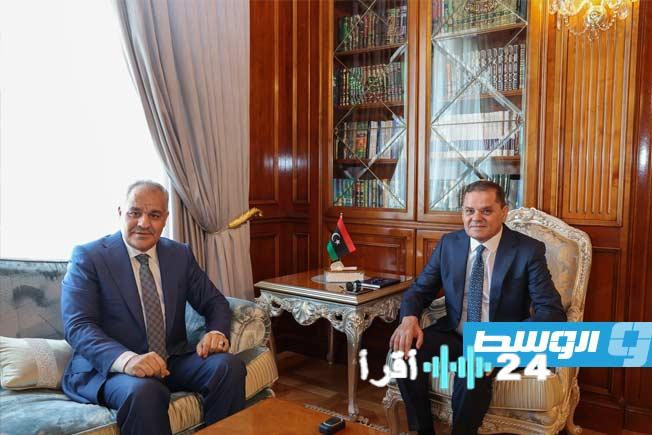 «على طاولة الحسم الاقتصادي» الدبيبة وعيسى يستعرضان بعمق ملفي السيولة النقدية والاعتمادات المستندية