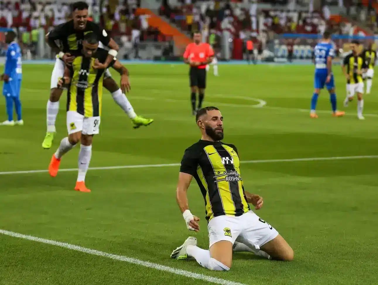 القنوات المخصصة لنقل مباراة الاتحاد ضد الاتفاق في الجولة السادسة عشر من الدوري السعودي