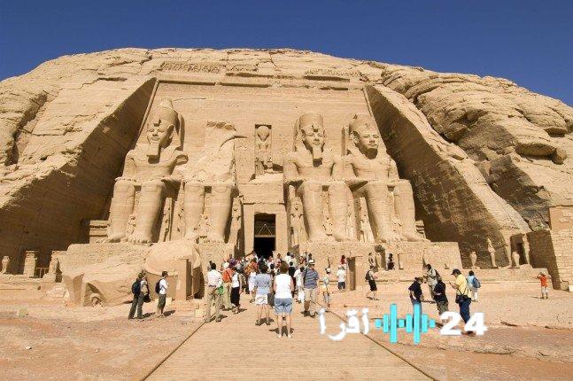 «مصر تشهد انتعاشًا سياحيًا ملحوظًا مع توقعات بزيارة 19 مليون سائح في 2025 استعدادًا لإنطلاقة تاريخية عام 2026»