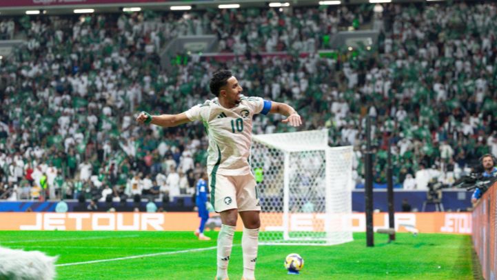 180 دقيقة عربية تعيد أمجاد سالم الدوسري للأذهان