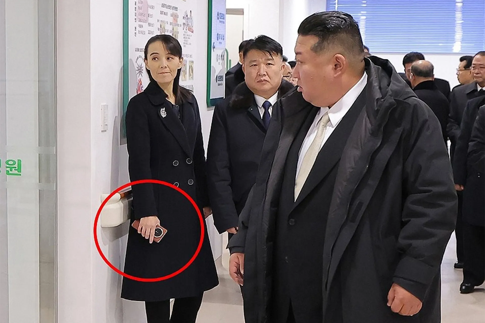 «اختيار غير متوقع: ما هو الهاتف الذي فضّلته شقيقة رئيس كوريا الشمالية؟»