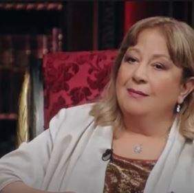 سمية الألفي تتوقع نجاحًا مدويًا لفيلم سفاح التجمع
إحساس سمية الألفي يدفعها للتنبؤ بضجة فيلم سفاح التجمع
مفاجأة سمية الألفي ترشح فيلم سفاح التجمع لنجاح جماهيري
سمية الألفي تؤكد سفاح التجمع سيحقق ضجة كبرى في السينما
تنبؤات سمية الألفي إثارة مرتقبة لفيلم سفاح التجمع