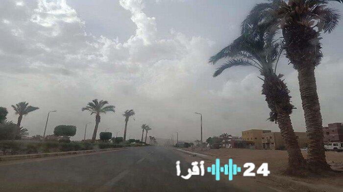 الأرصاد الجوية تحذر من انخفاض حاد بالحرارة اليوم وتدعو لارتداء الجواكيتموجة برد قارس تضرب البلاد الأرصاد توصي بارتداء الملابس الشتوية والجواكيتطقس اليوم شديد البرودة الأرصاد تحث على الاستعداد بارتداء الجواكيتتفاصيل طقس اليوم الأرصاد تحذر من برودة شديدة وتدعو لارتداء الجواكيت