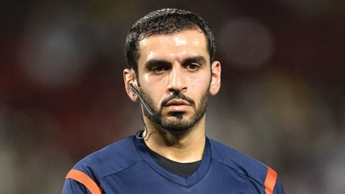 تاريخ الهلال السعودي مع حكم مباراة الشارقة الإماراتي في نخبة آسيا تميمة حظ الزعيم