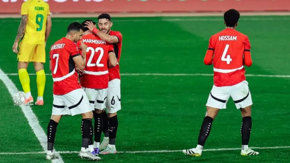 شاهد مباراة مصر وجنوب أفريقيا مجانًا تردد القناة الناقلة بأمم إفريقيامواجهة مصر وجنوب أفريقيا المنتظرة إليك تردد القناة المجانية لمشاهدتهاتردد قناة مجانية لمباراة مصر وجنوب أفريقيا الحاسمة بكأس الأممكيف تشاهد مباراة مصر وجنوب أفريقيا مجانًا تردد القناة المفتوحةصدام مصر وجنوب أفريقيا بأمم إفريقيا تعرف على تردد القناة المجانية