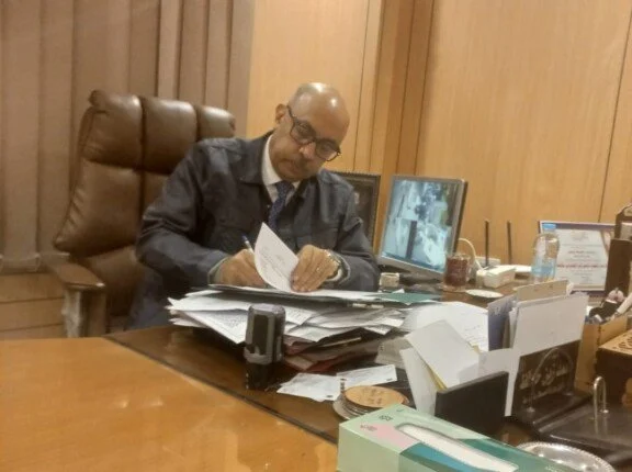 صحة أسيوط ومصر الخير توقعان بروتوكولاً لتزويد مراكز الغسيل بـ10 كراسي جديدة