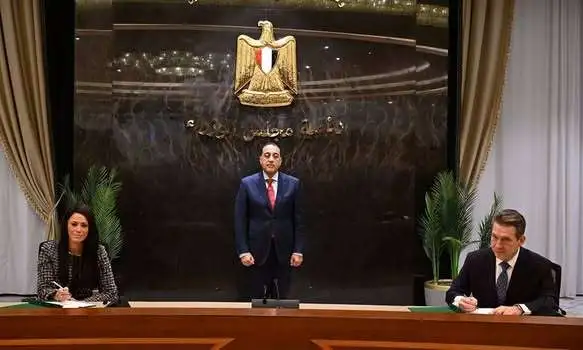 «عهد جديد من التعاون».. توقيع 6 اتفاقيات استراتيجية بين مصر والبنك الأوروبي للتنمية بقيمة 200 مليون يورو