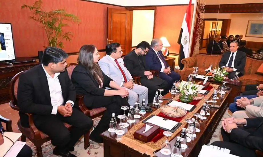 «تعزيز العلاقات الاقتصادية» وزير الخارجية يلتقي قادة التجارة والصناعة الباكستانية