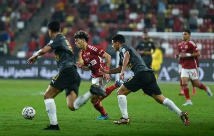 «قمة منتظرة» الأهلي وسيراميكا كليوباترا وجهاً لوجه في كأس الرابطة