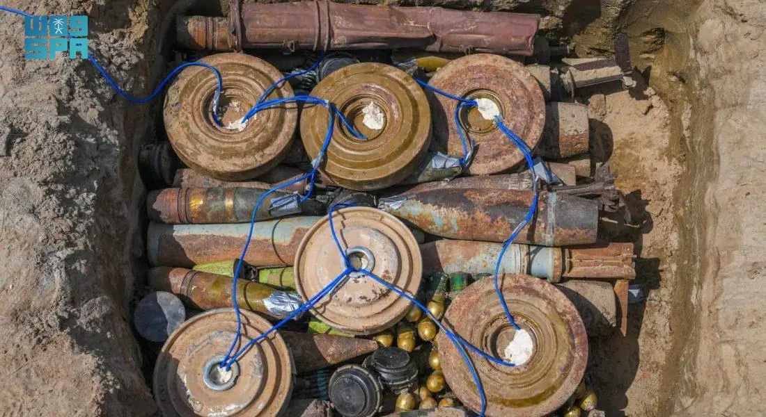 فريق مسام ينجح في إزالة 924 لغمًا من الأراضي اليمنية في أسبوع واحد